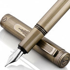 Scriveiner Pluma Estilográfica EDC de Lujo (Mediana), Impresionante Pluma de Bolsillo de Latón Pesado, Acabado de Bronce Cepillado a Mano, Convertidor de Plumilla Alemana Schmidt, Mejor Set de Regalo