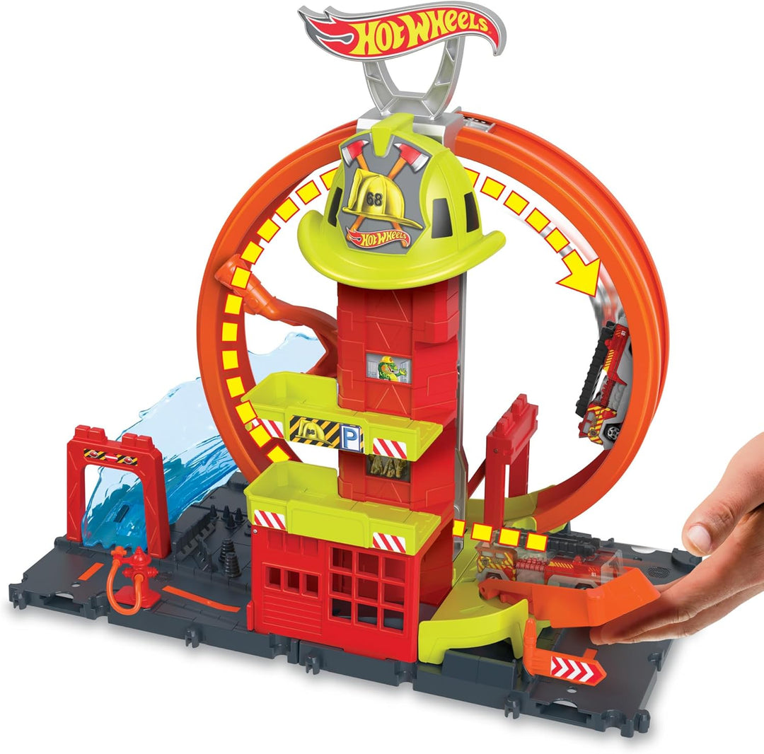 Hot Wheels City con 1 coche de juguete, ascensor impulsado por niño...