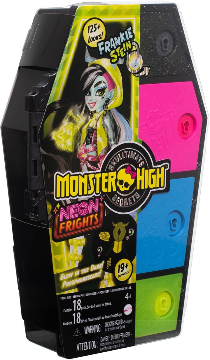 Monster High Skulltimate Secrets Neon Frights Muñeca y accesorios,...