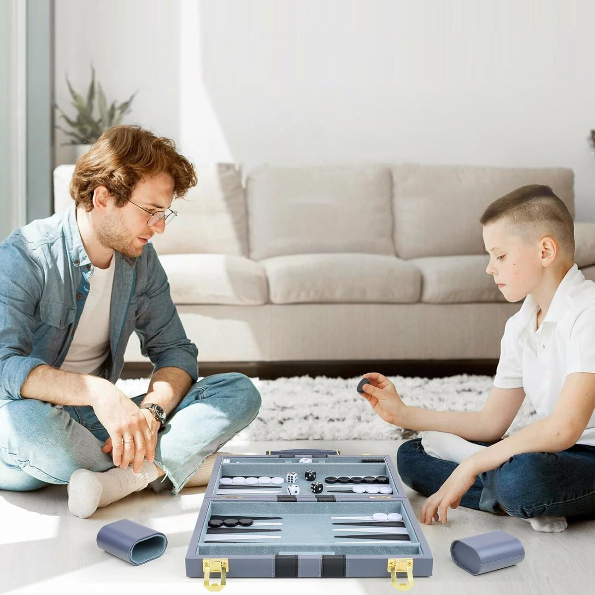 Backgammon - Juego de 2 jugadores clásico de backgammon para adultos, juego de mesa con funda de piel sintética, portátil y juego de backgammon de viaje (gris, 11 pulgadas)