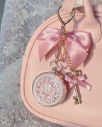 Flower Knows Bunny Garden - Bálsamo labial y colgante para bolsa, llavero rosa y espejo de mano de cupido de fresa, espejo de maquillaje decorativo rosa