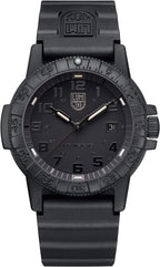 Luminox Leatherback SEA Turtle Giant Blackout Reloj para Hombre - Reloj de Buceo con Función de Fecha Resistente al Agua 100m