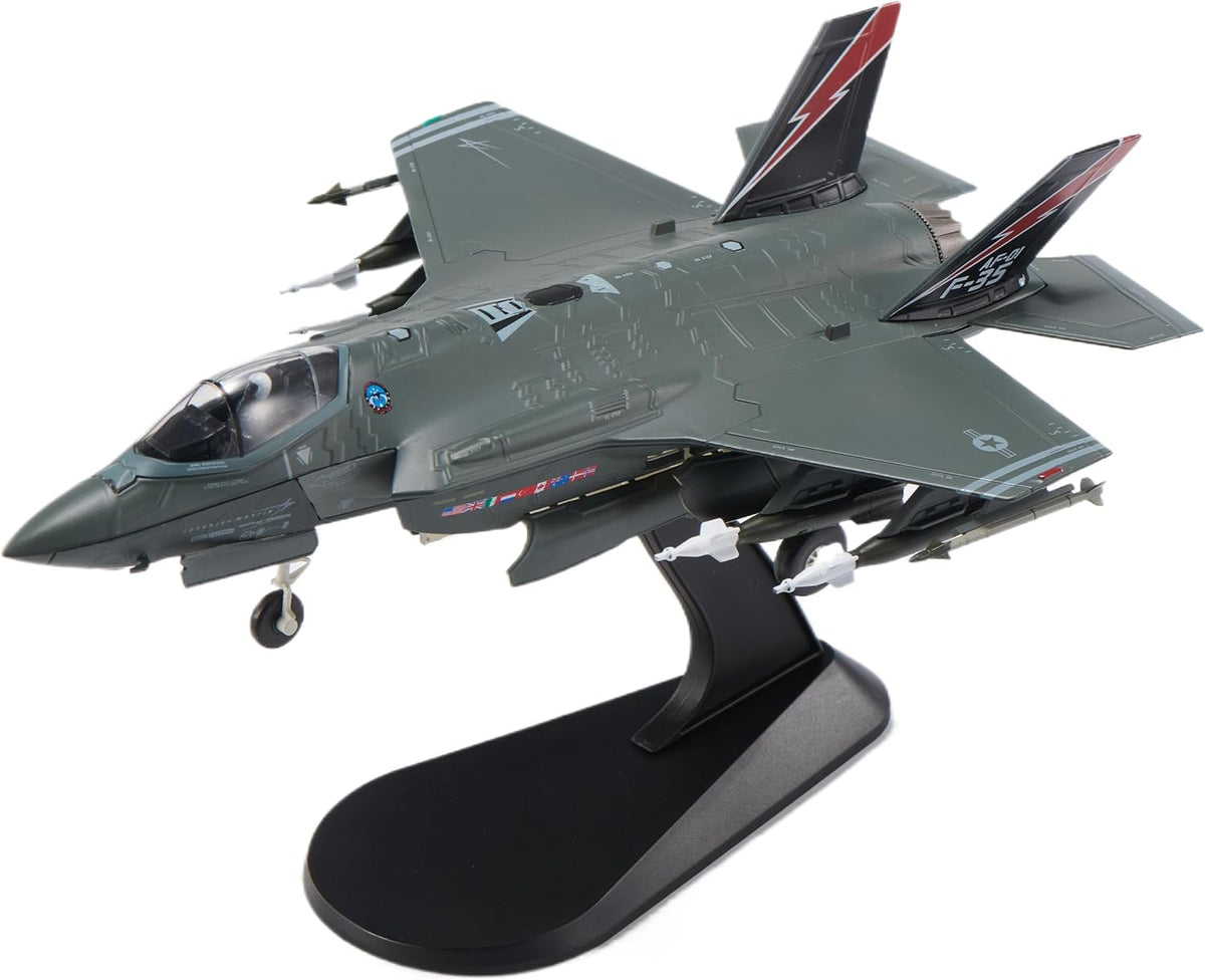 Escala 1:72 F-35A Lightning II Stealth Fighter Modelo de avión fundido a presión Aviones Militares Modelos de aleación para colección o regalo Modo Bestia