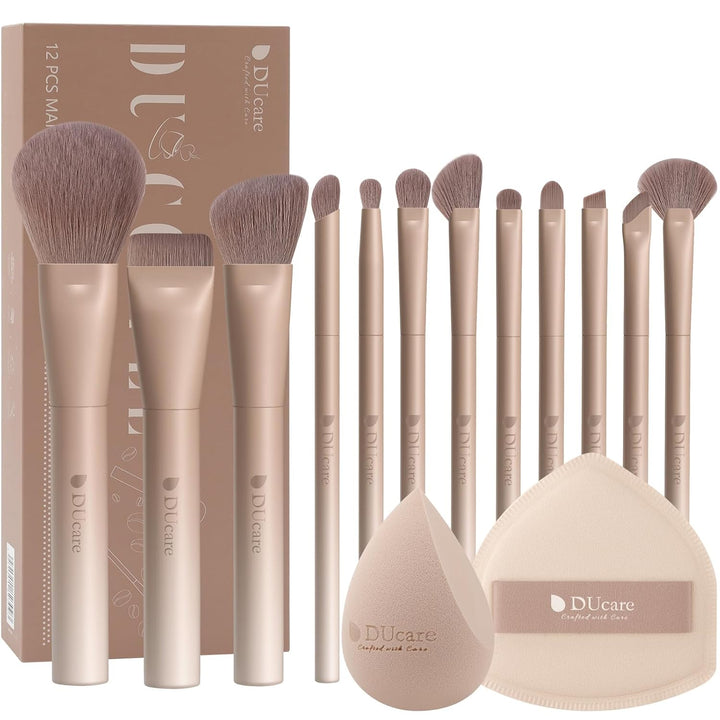 DUcare Juego de 14 brochas de maquillaje para regalo, 12 brochas de...