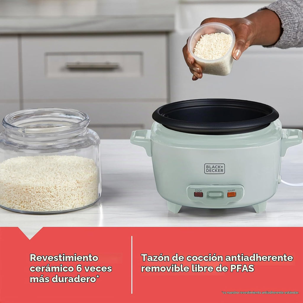 BLACK+DECKER Arrocera de 6 tazas con cesta de vapor, spray de surf