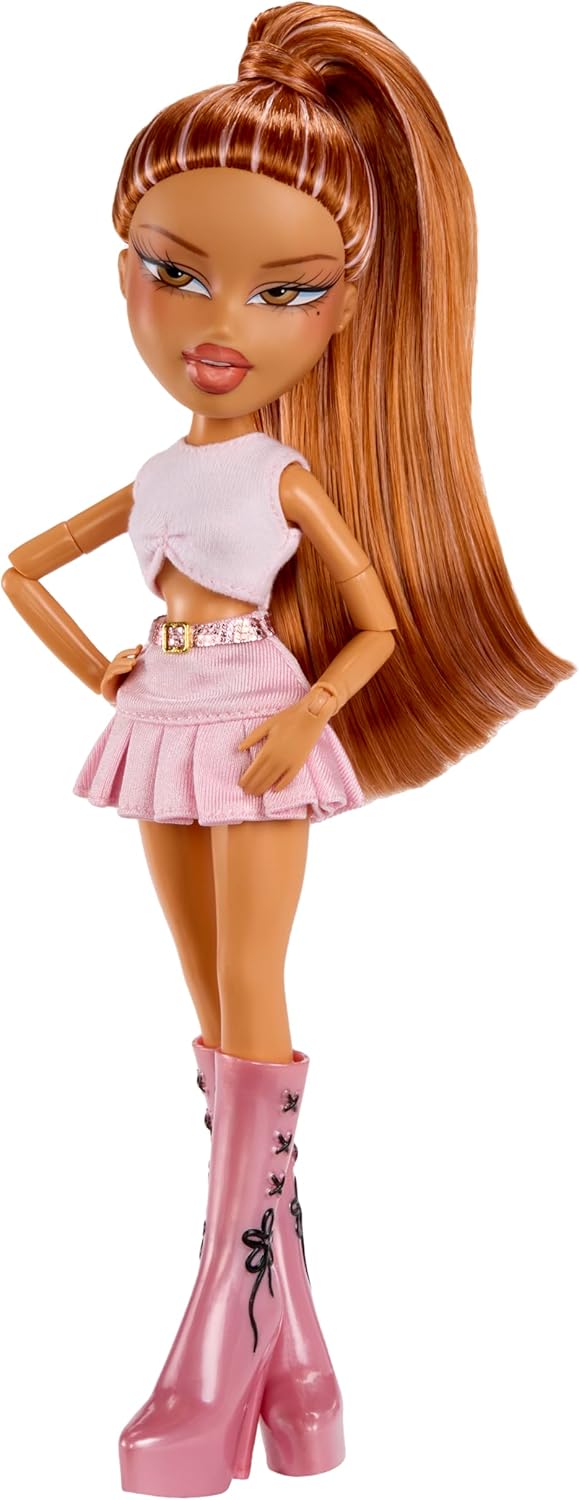 Bratz Pop Starz Yasmin Muñeca de moda con accesorios y