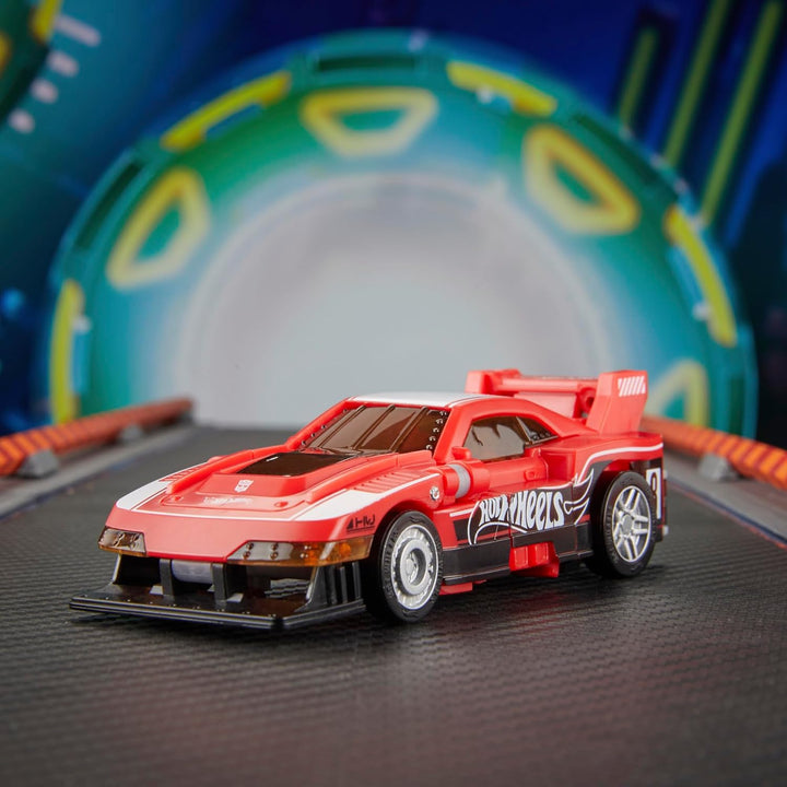 Transformers Collaborative Hot Wheels® x GT-Scorcher, figura de acc...