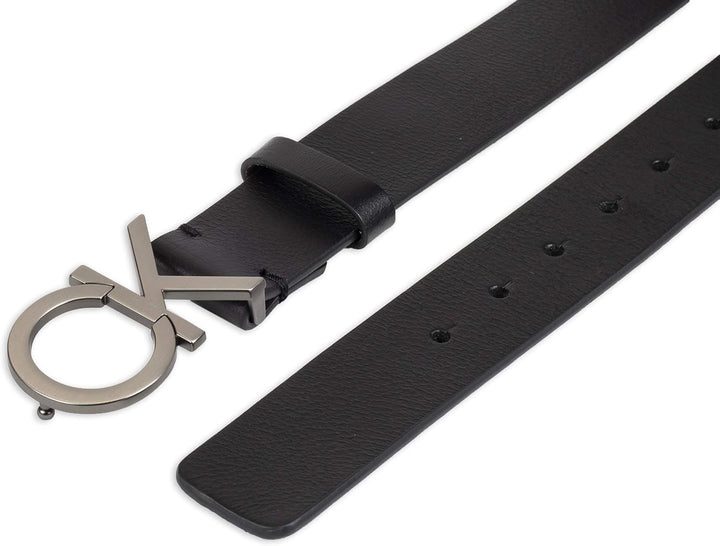 Calvin Klein Cinturón con hebilla recortada con monograma CK para h...