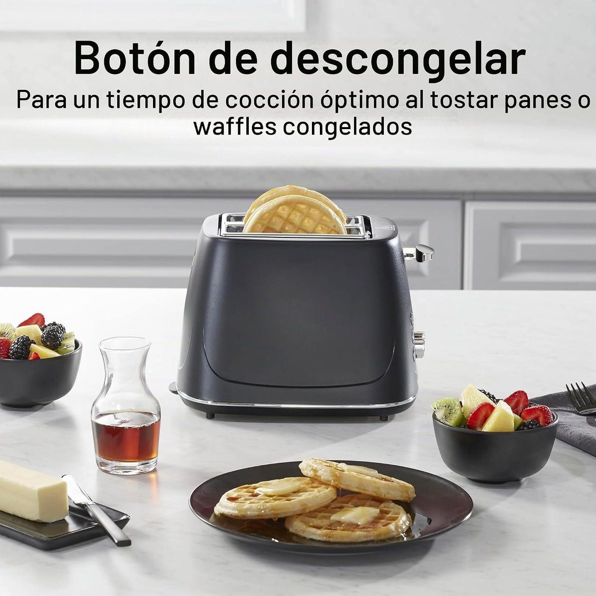Tostadora Hamilton Beach de 2 rebanadas con botones de Bagel, Descongelar y Cancelar