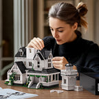 Juego de construcción de casa mágica con luz LED, juguete de bloques de casa Owens, kit de construcción de modelo de arquitectura de creador, compatible con Lego Horror House, decoración de oficina en