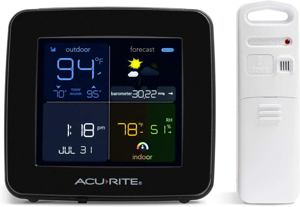 AcuRite Estación meteorológica de color cuadrado con pronóstico hiperlocal, temperatura interior/exterior, humedad interior, fecha, hora, alarmas personalizadas y barómetro incorporado (00513)