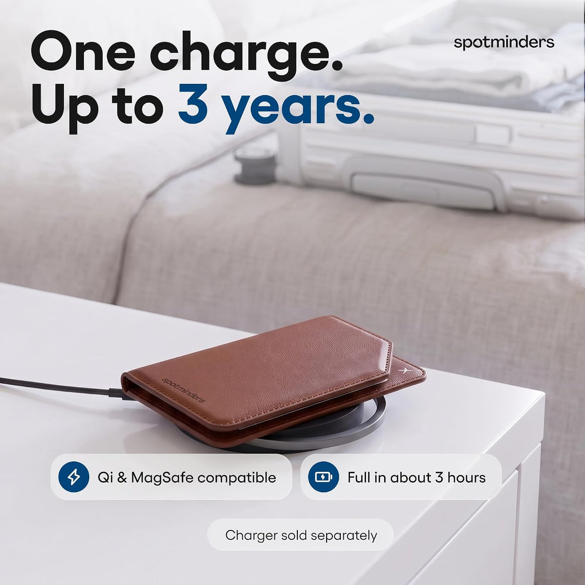 Apple MFi - Soporte para pasaporte rastreable para viajes (solo iOS) funciona con Apple Find My, funda recargable para pasaporte Air de 3 años de duración de la batería, cartera de viaje