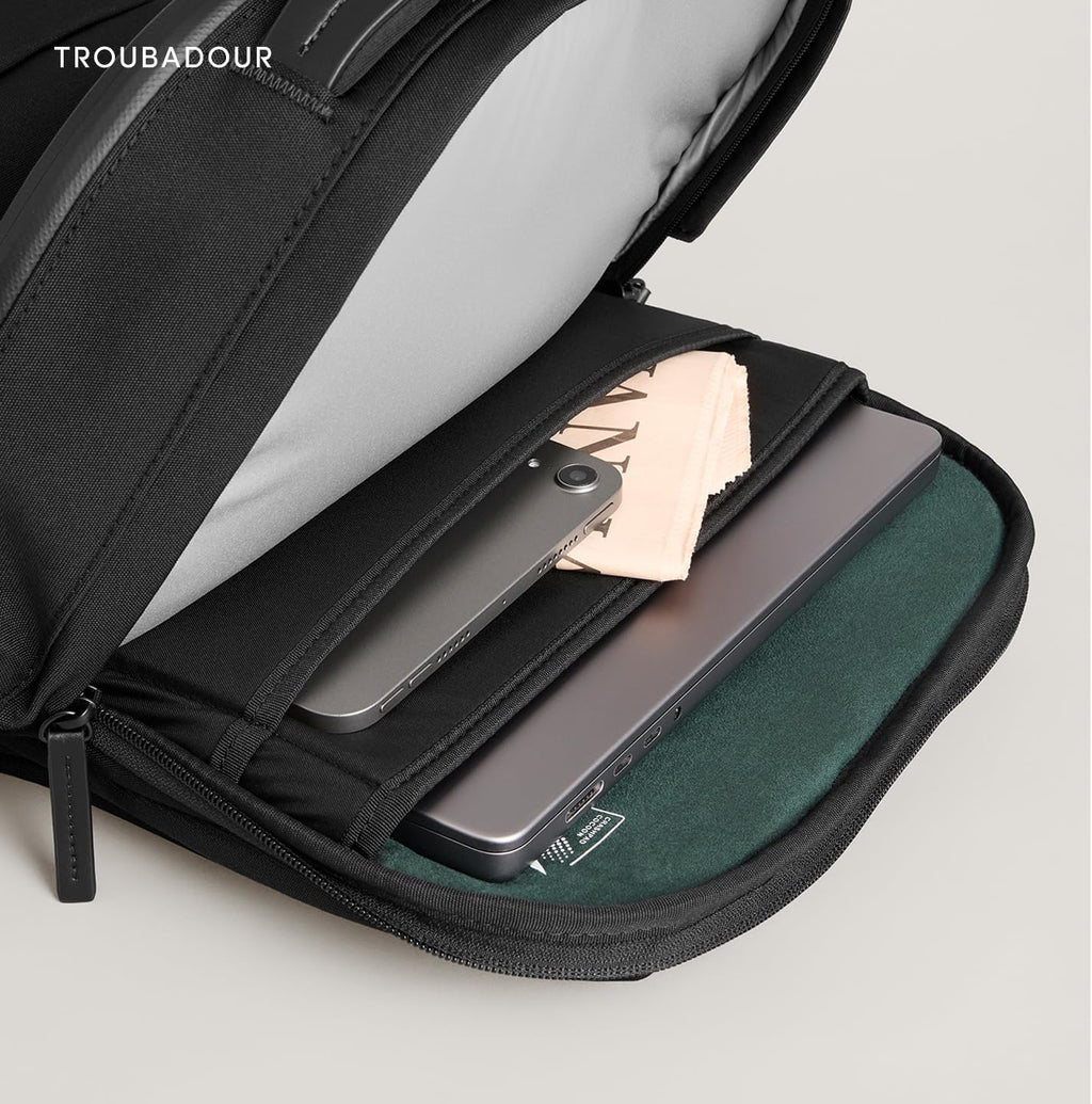 Mochila para portátil Troubadour Apex 4.0 | 22L | Negro