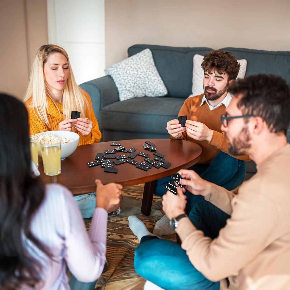 Noamus Juego de 30 mini dominó de madera, juego de dominó doble de 6 con estuche de madera e instrucciones (idioma español no garantizado), regalo de fiesta de dominó a granel, juego de caja de viaje de dominó de 28 azulejos, actividad de mesa clásica en