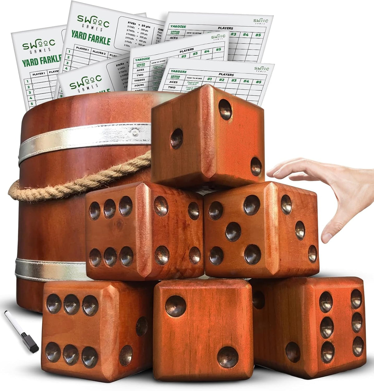 Swooc Juegos - Yardzee, Farkle y más de 20 juegos de dados gigantes (todo tipo de clima) con cubo de madera, 5 tarjetas de puntuación y marcador - Juego de dados jumbo - Juego de patio extragrande