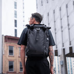 WANDRD Mochila EDC PRVKE: mochila de viaje de transporte diario con acceso rápido para portátil, expansión enrollable, Verde Wasatch, Moderno