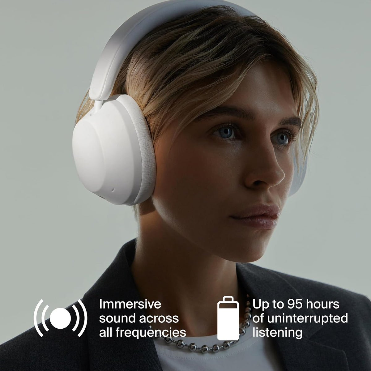 Clemm Paquete de auriculares inalámbricos preestablecidos sobre la oreja y cadena USB-A a Lightning