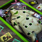 Operación: Juego de mesa Disney Pesadilla Antes de Navidad | Juego de mesa coleccionable | Con Oogie Boogie y arte de Pesadilla Antes de Navidad, para 1 o más jugadores