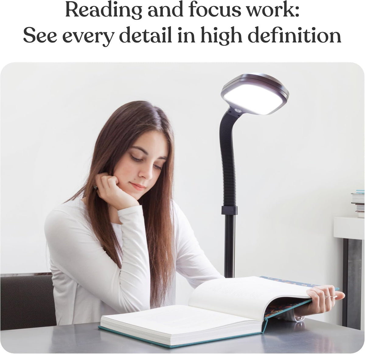 Lámpara Brightech Litespan - Lámpara de pie LED brillante para manualidades y lectura sobre silla, luz esteticista para extensiones de pestañas, lámpara de pie ajustable con cuello de cisne para sala de estar, dormitorio, oficina, color negro