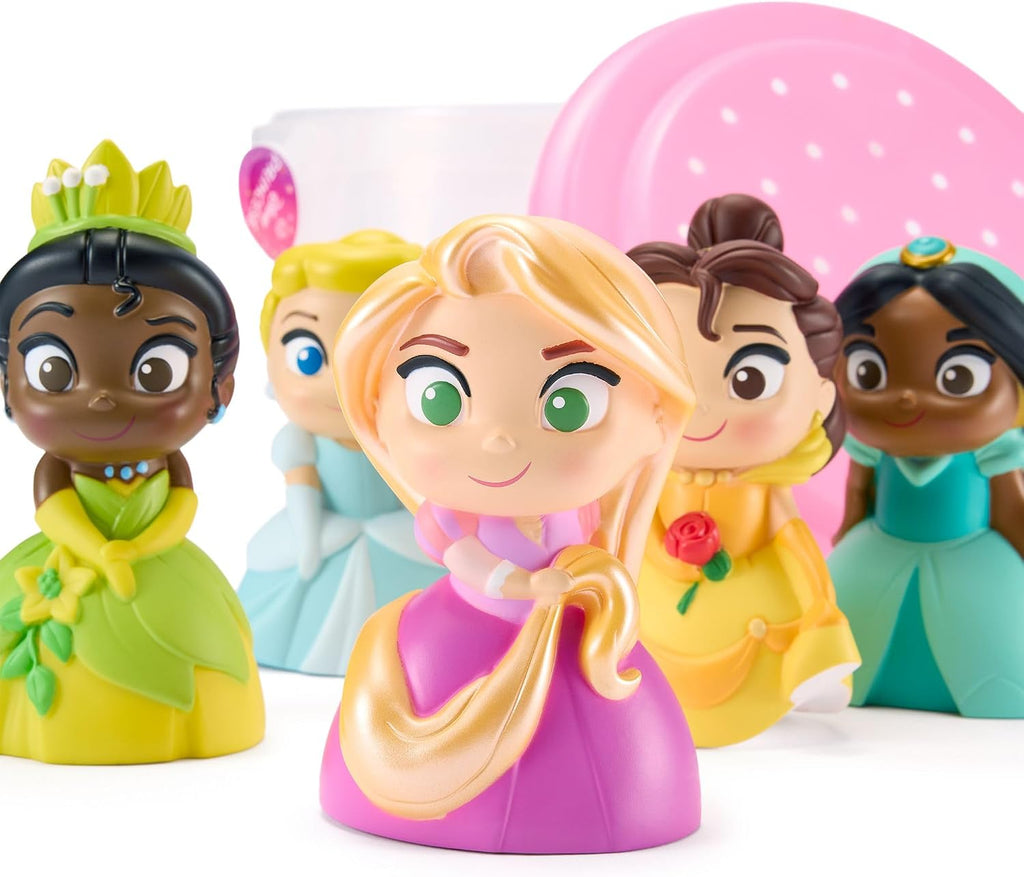 Disney Store Juego oficial de juguetes de baño de princesas de Disney, incluye 5 juguetes detallados con un cubo de almacenamiento colante, diversión para el baño y juego acuático para niños