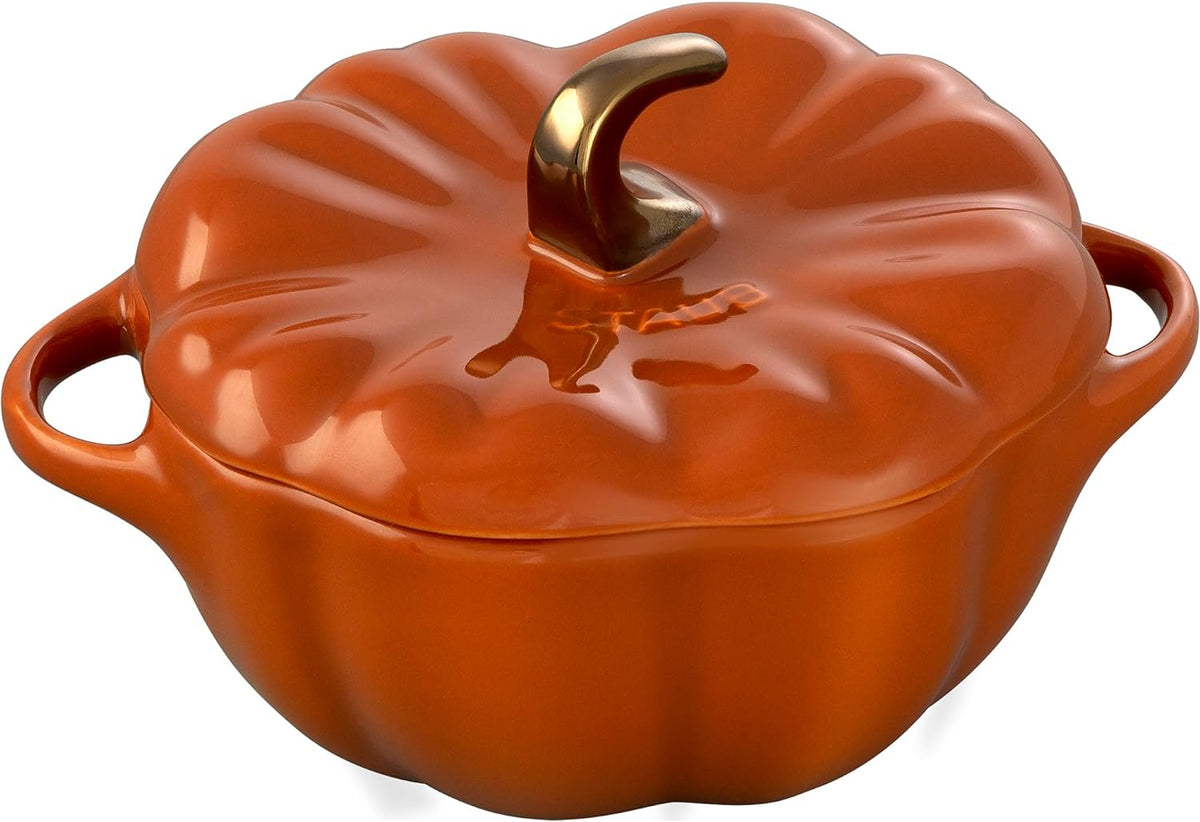 STAUB Calabaza Pequeña de Cerámica de 0.75 cuartos, Segura para Horno y Estufa hasta 572°F, Plato de Calabaza, Horneado Color Naranja Caramelo Quemado