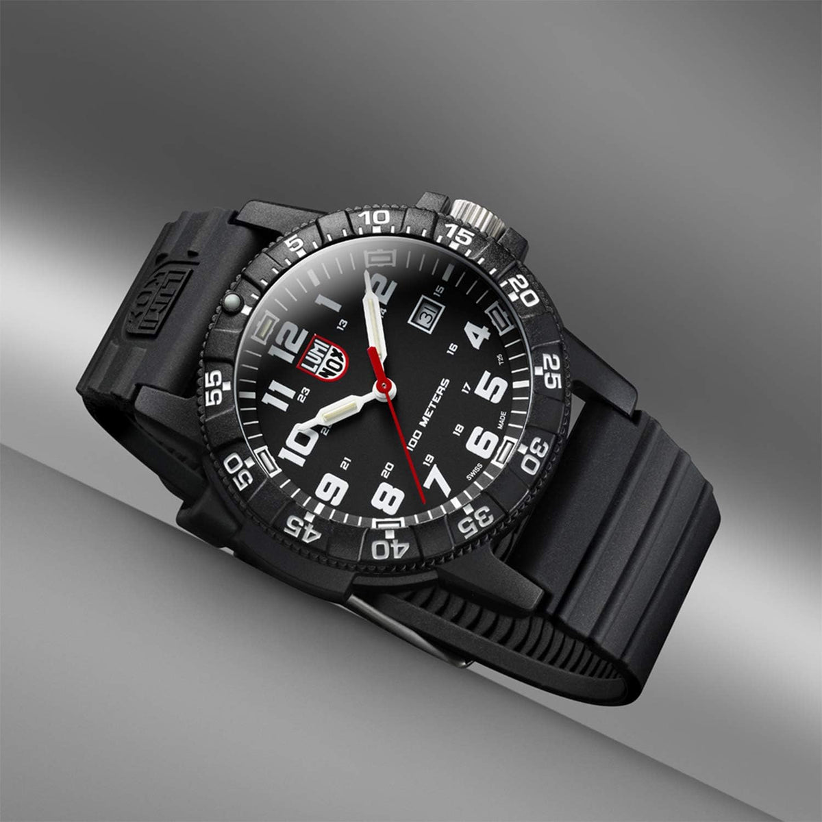 Luminox Leatherback Sea Turtle Giant XS.0321.L Reloj militar para hombre 1.732 in