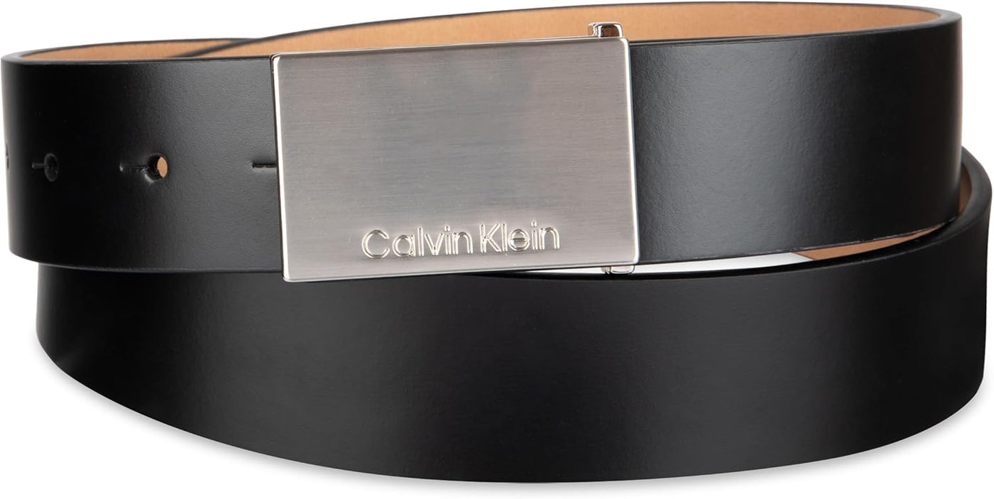 Calvin Klein Cinturón con hebilla de placa moderna y detalle de log...