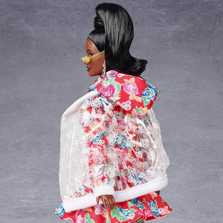 Barbie BMR1959 Muñeca de moda con curvas totalmente posable, morena...