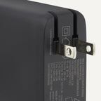 Amazon Basics Cargador de pared USB-C Nano GaN de carga rápida de 120 W, 3 puertos para portátiles, tabletas, teléfonos, tamaño compacto para viajes, negro