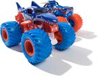 Monster Jam El Toro Loco vs Megalodon Camión monstruo fundido a presión a escala 1:64, serie 10, edición patriótica roja, blanca y azul, camión de juguete oficial Spin Master