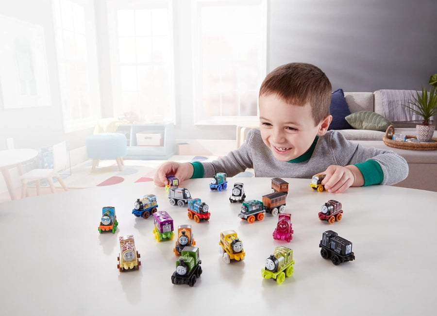 Thomas Friends Trenes de juguete MINIS - Paquete de 20