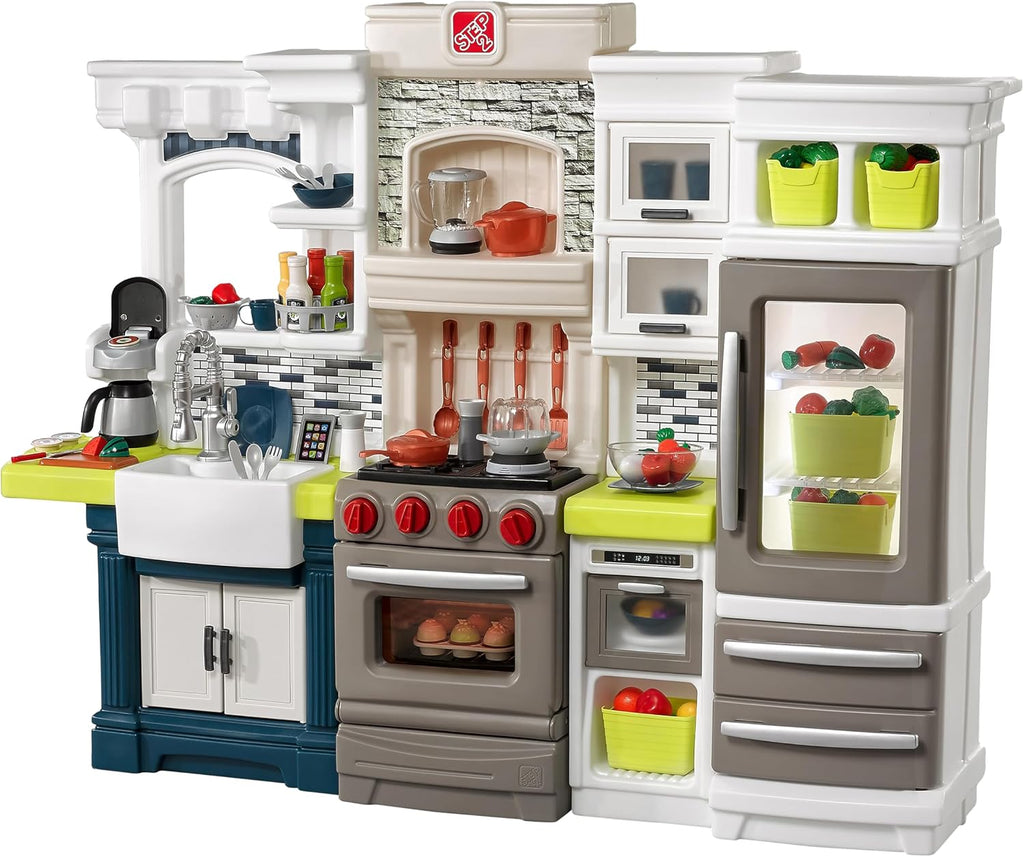 Step2 Elegant Edge - Juego de cocina para niños, cocina para interiores y exteriores, juego interactivo con luces y sonidos, hecho de plástico duradero, incluye 78 accesorios de juguete, para niños