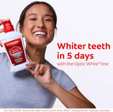 Colgate Optic White Enjuague bucal blanqueador, Menta Fresca - 946m...