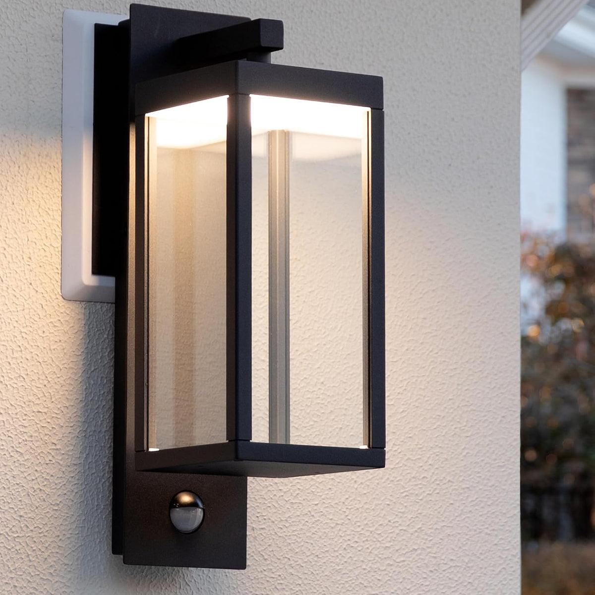 Lámpara Lámpara de pared para exteriores, con sensor de movimiento, luz de porche para casa, lámpara LED moderna de 15 pulgadas, color negro, linterna exterior impermeable con vidrio transparente para garaje, patio, jardín