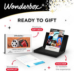 WONDERBOX – Paquete de entradas de cine AMC - 4 entradas negras - Idea de regalo original - Regalo experiencial - 550 ubicaciones en los EE. UU