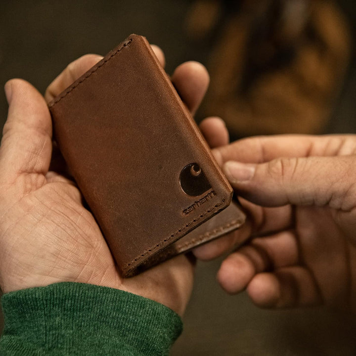 Carhartt Carteras de cuero Craftsman para hombre, disponibles en va...
