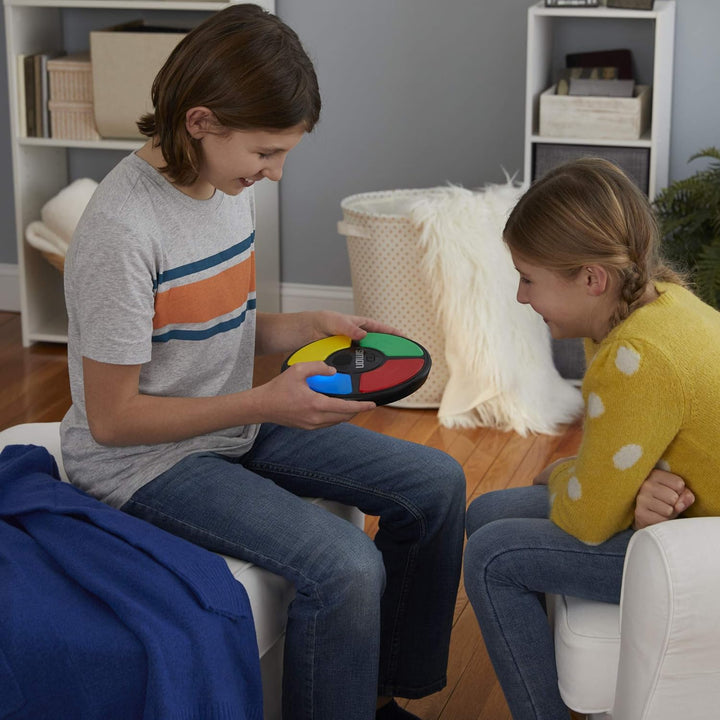 Hasbro Gaming Simon - Juego de memoria electrónica