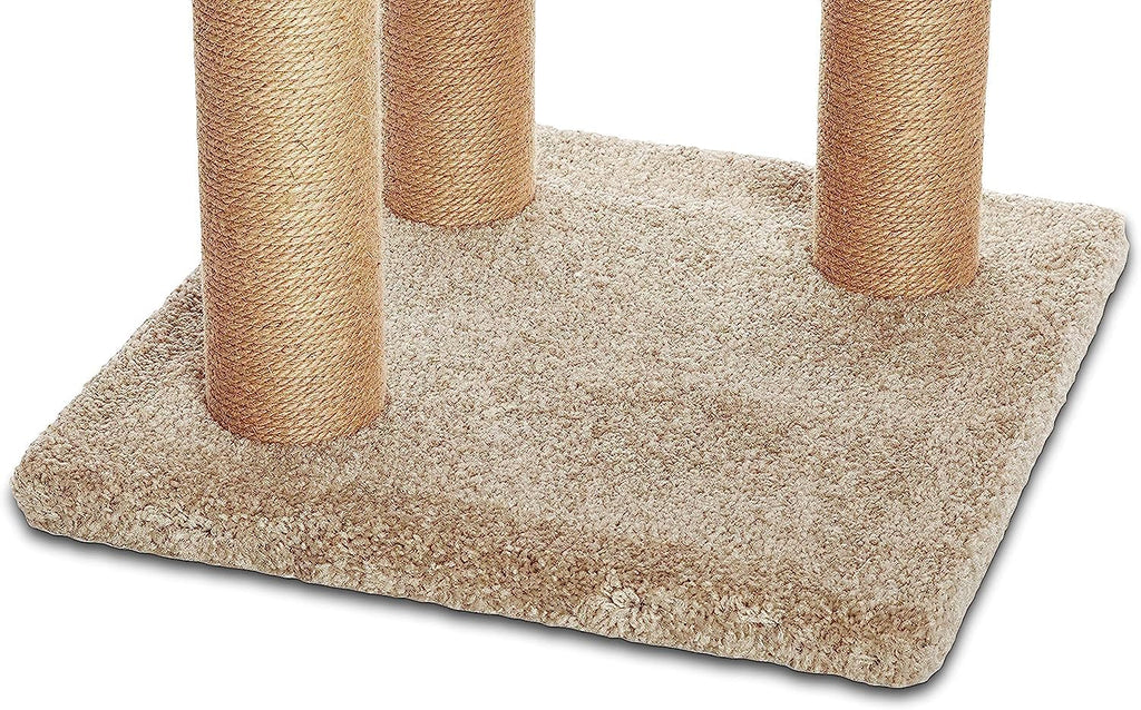Amazon Basics Torre de actividades de escalada para interiores con postes rascadores, grande, 17.7 x 45.9 pulgadas, beige