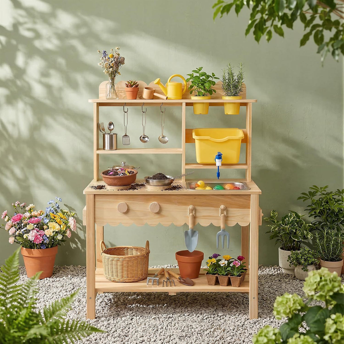 Cocina de barro de madera para niños con grifo de trabajo y fregadero