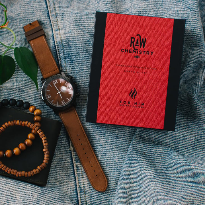 RawChemistry Set for Him \u2013 Un set de regalo de colonia con inf...