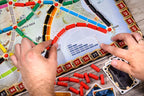 Juego de mesa Ticket to Ride de Asmodee (Actualización 2025) - Una aventura ferroviaria a través del país para amigos y familia, juego de estrategia para niños y adultos, a partir de 8 años, 2-5