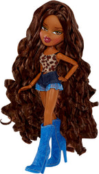 Bratz Goin' Out! Muñeca de moda Sasha con accesorios
