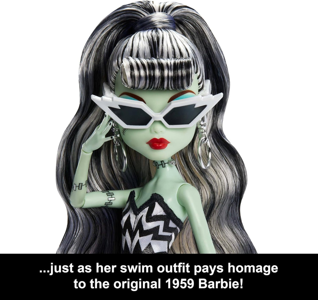 Monster High x Barbie Muñeca Frankie Stein con traje de
