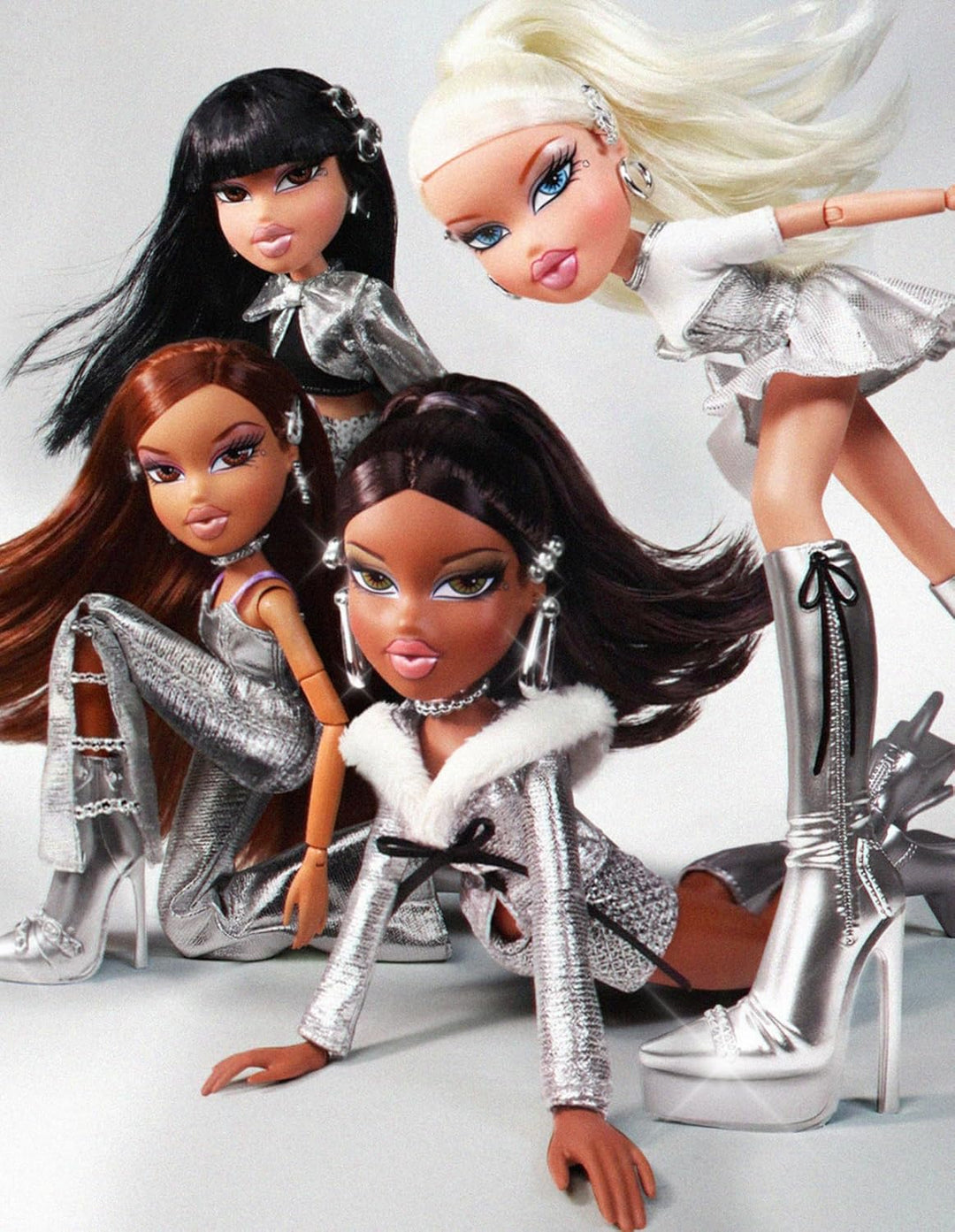 Bratz Charmz Cloe Muñeca de moda con pulsera de encanto