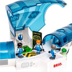 BRIO World Space Deluxe - Juego de ferrocarril de madera con certificación FSC de 56 piezas, transbordador espacial ligero y sonido, funciona con todos los juegos de trenes BRIO - A partir de 3 años