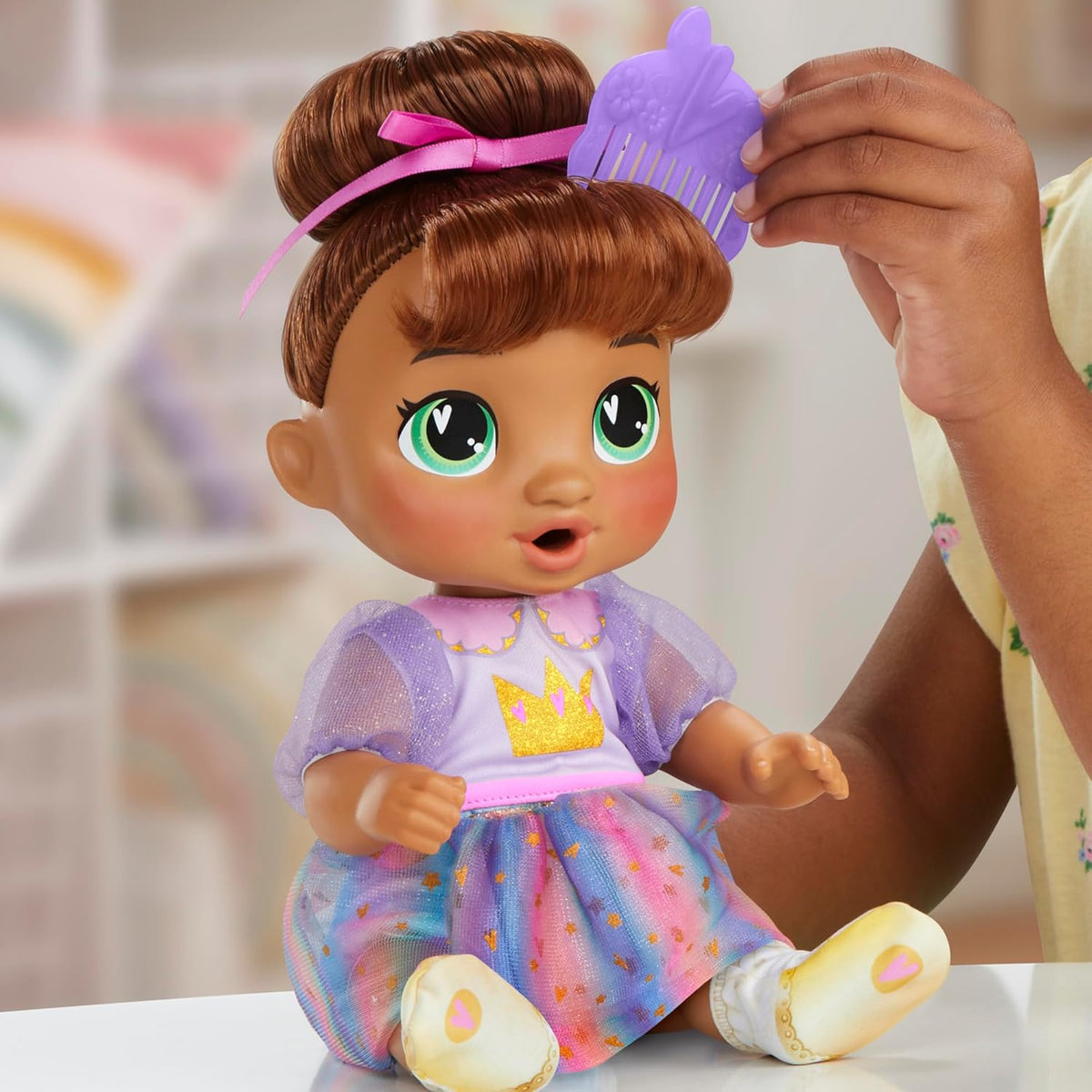Baby Alive Fairy Fashions - Muñeca Sophia Sparkle con accesorios de...