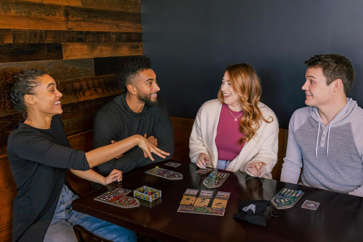 Juego de mesa Sagrada | Juego familiar para niños y adultos | Juego de estrategia de selección y colocación de dados | A partir de 10 años | 1 a 4 jugadores | por Floodgate Games