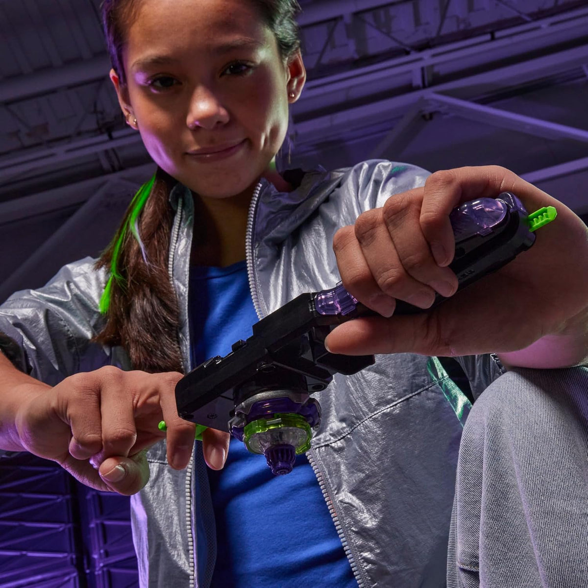 Hasbro Beyblade X Victory Grip - Juego de iniciación giratorio a la derecha