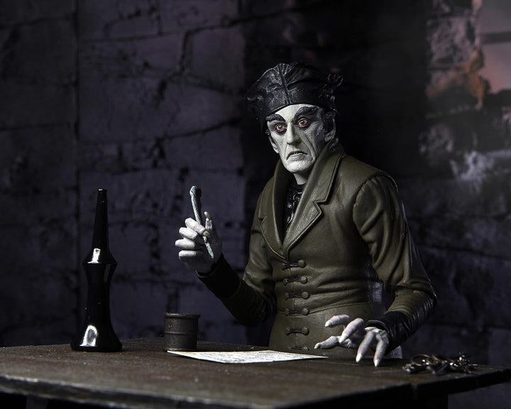 NECA - Nosferatu - Figura de acción Ultimate Count Orlok 7In