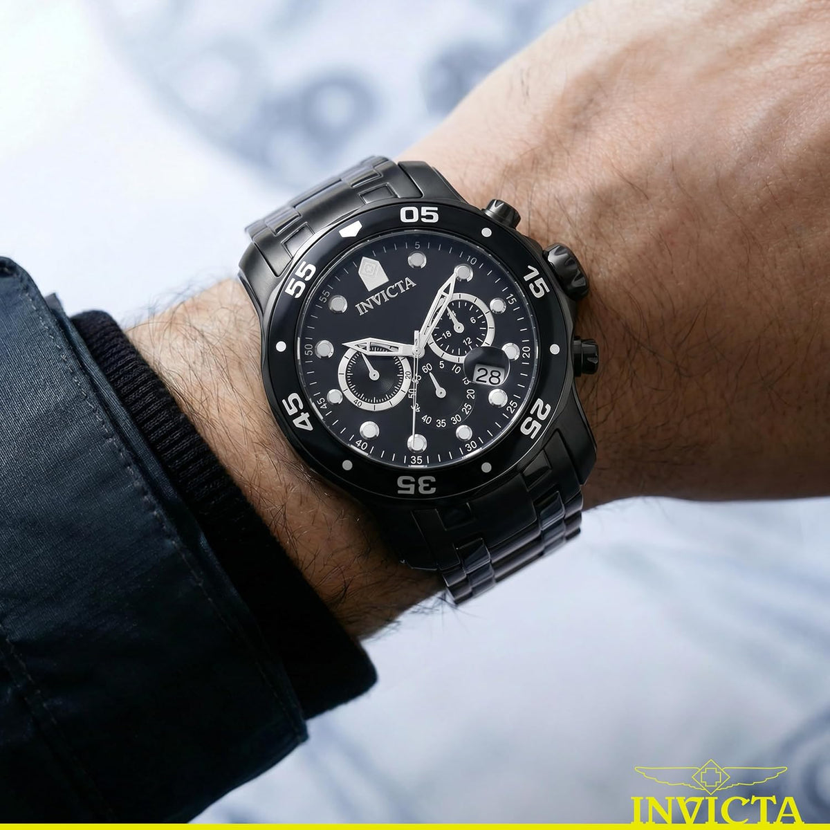 Invicta Pro Diver - Reloj cronógrafo de cuarzo con correa de acero inoxidable, color plateado, modelo 26 0073